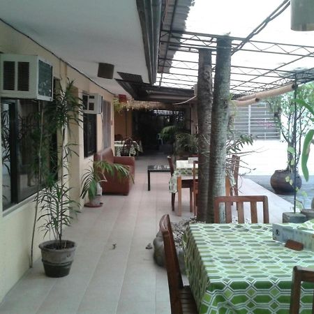 11Th Street Bed And Breakfast Bacolod Eksteriør bilde