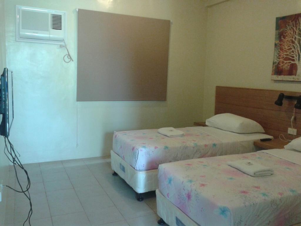 11Th Street Bed And Breakfast Bacolod Eksteriør bilde