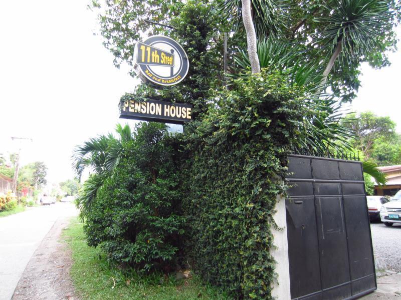 11Th Street Bed And Breakfast Bacolod Eksteriør bilde