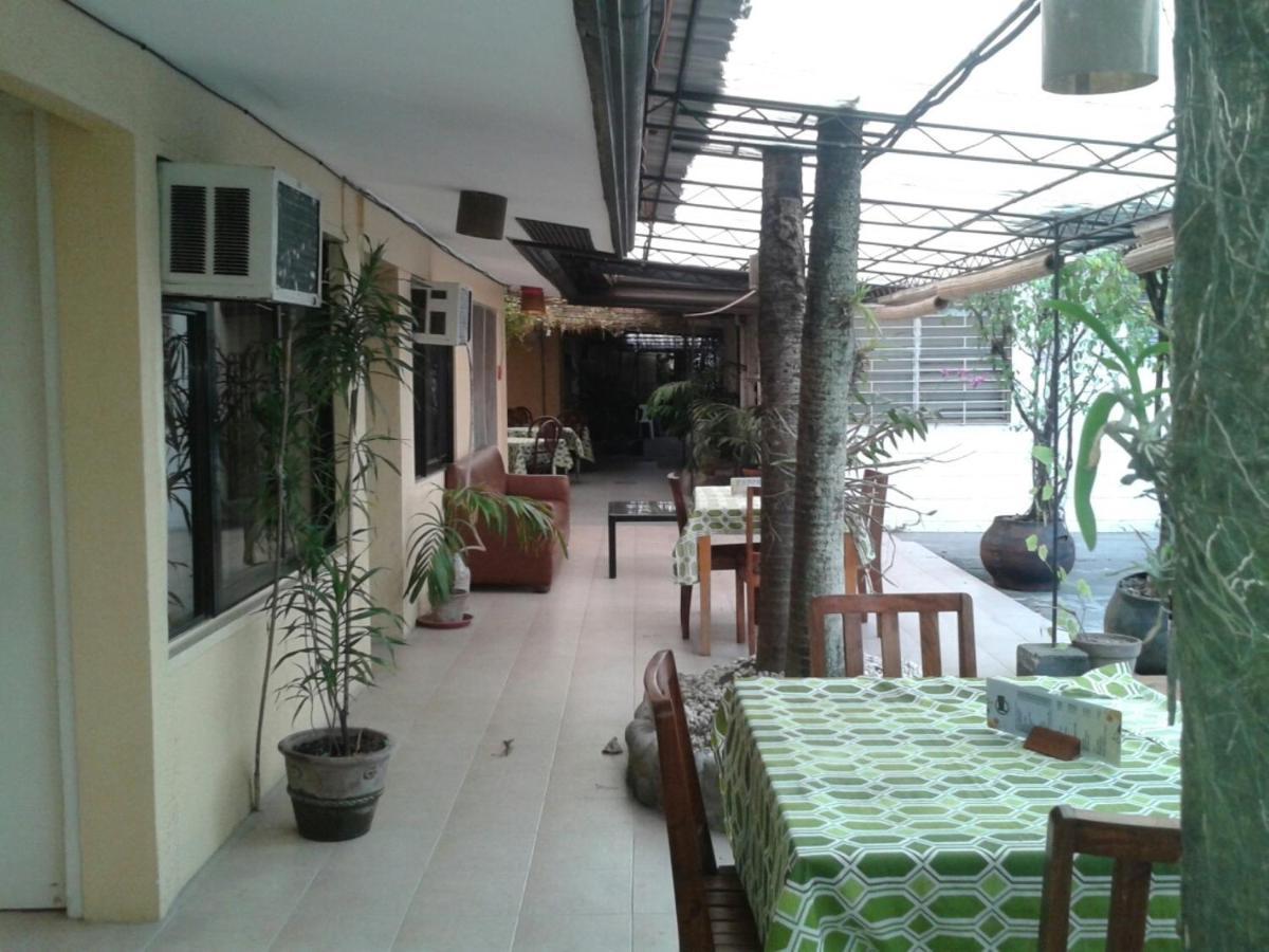 11Th Street Bed And Breakfast Bacolod Eksteriør bilde