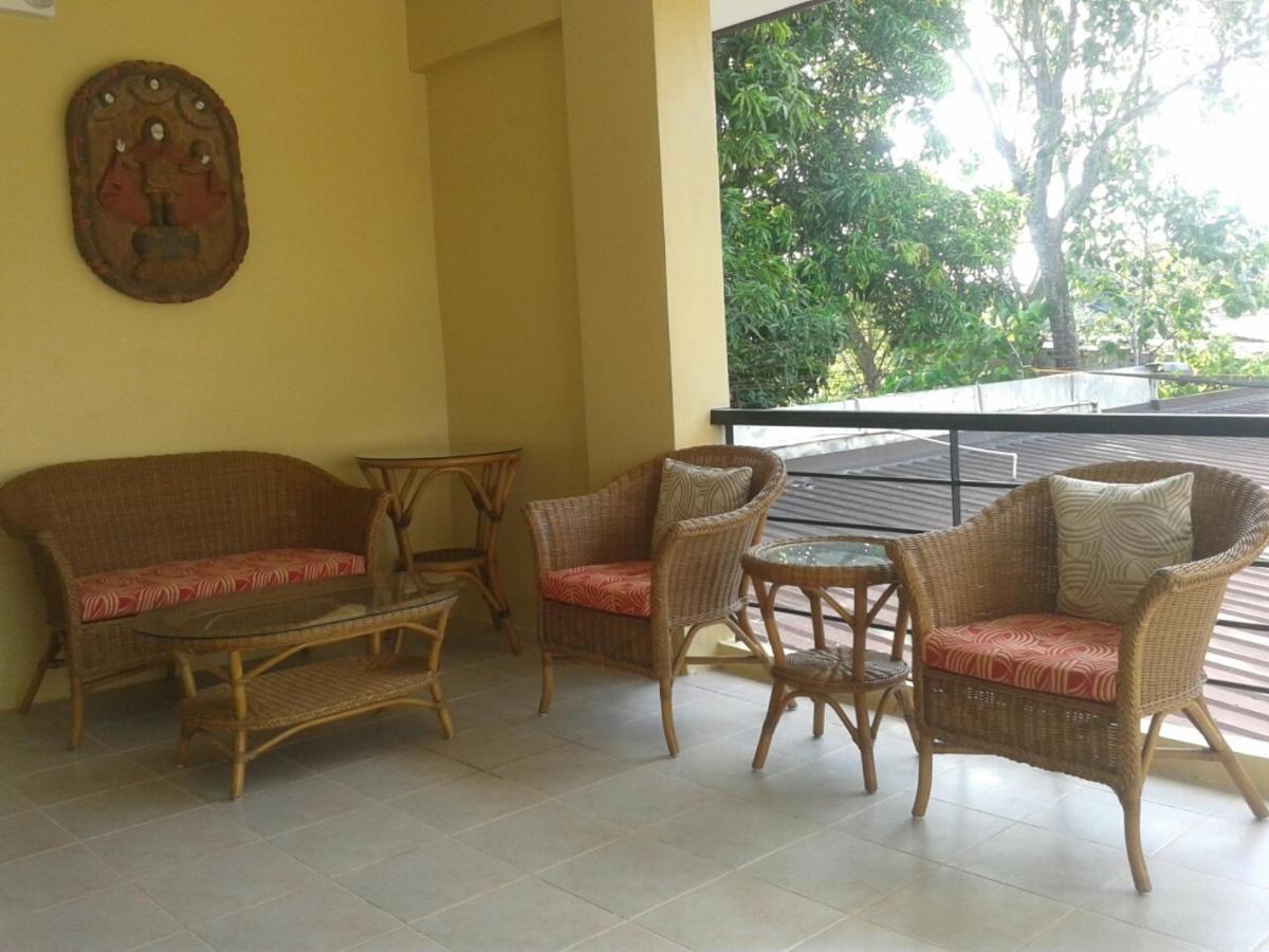 11Th Street Bed And Breakfast Bacolod Eksteriør bilde